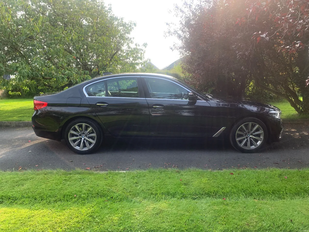 BMW 5-Series 2017 520d SE - Image 1