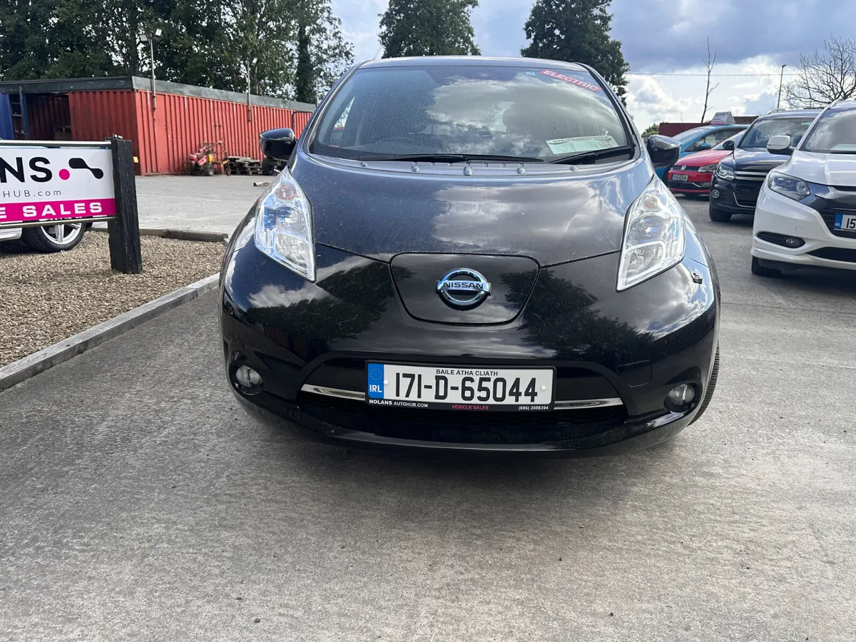 Nissan Leaf 2017 fully electric - Image 3