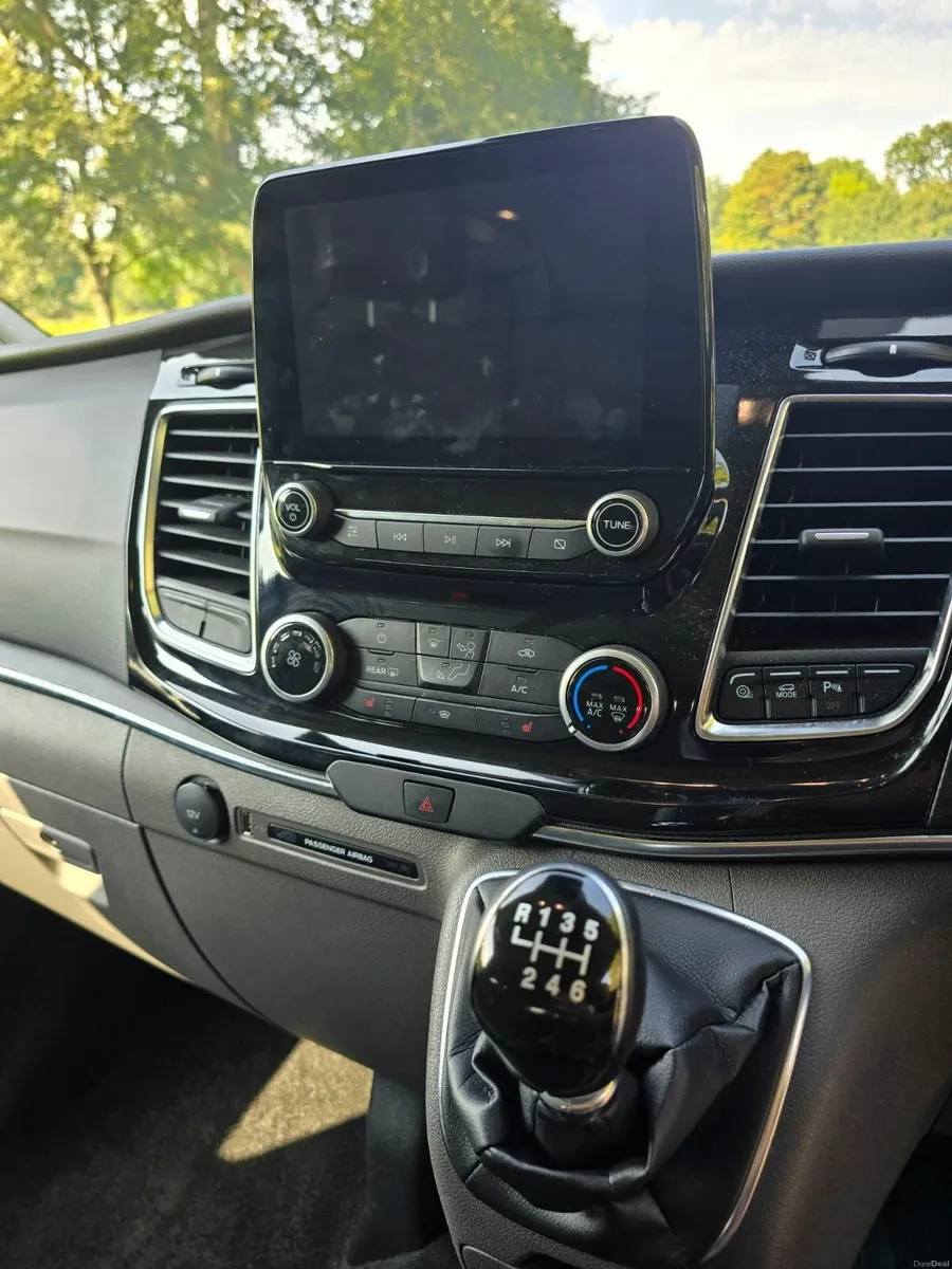 Ford Tourneo Independence 2022 - Image 2