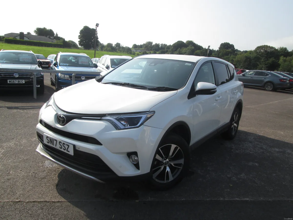 2017  TOYOTA  RAV-4  2.0  D-4D  BUSINESS  EDITION - Image 2