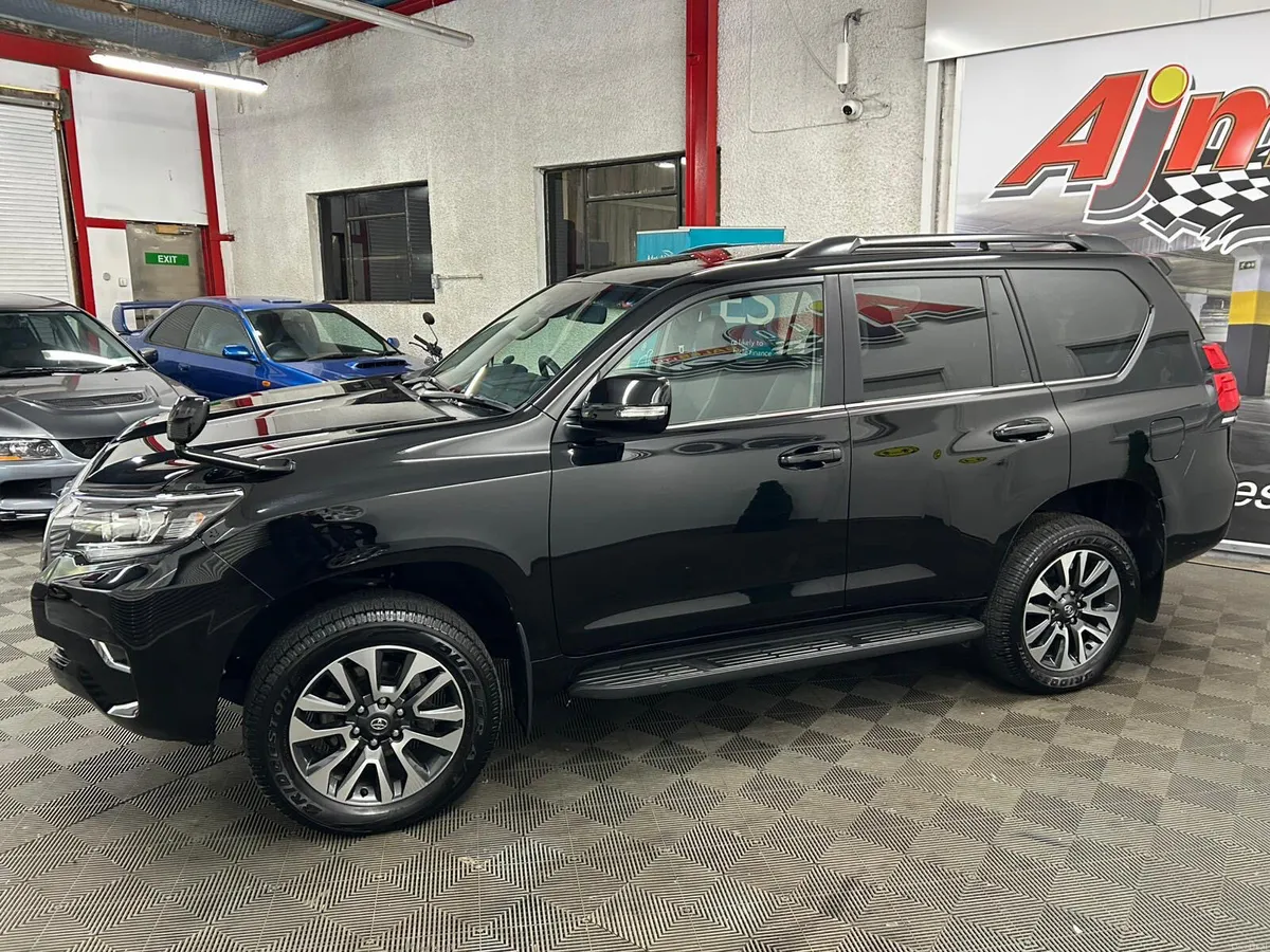 TOYOTA LAND CRUISER PRADO TX LWB 7 SEATER 2023 - Image 5