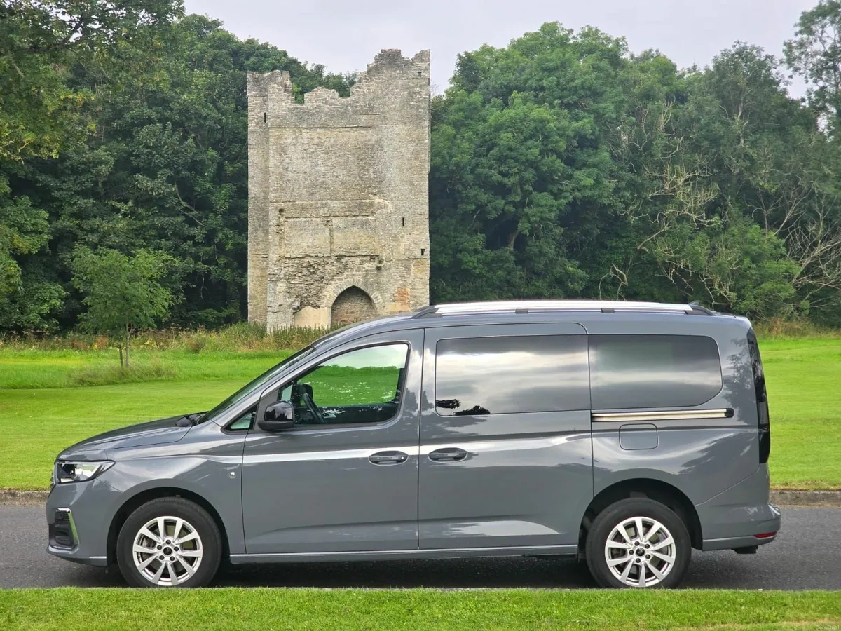 Ford Tourneo Connect 2024 WAV - Image 3