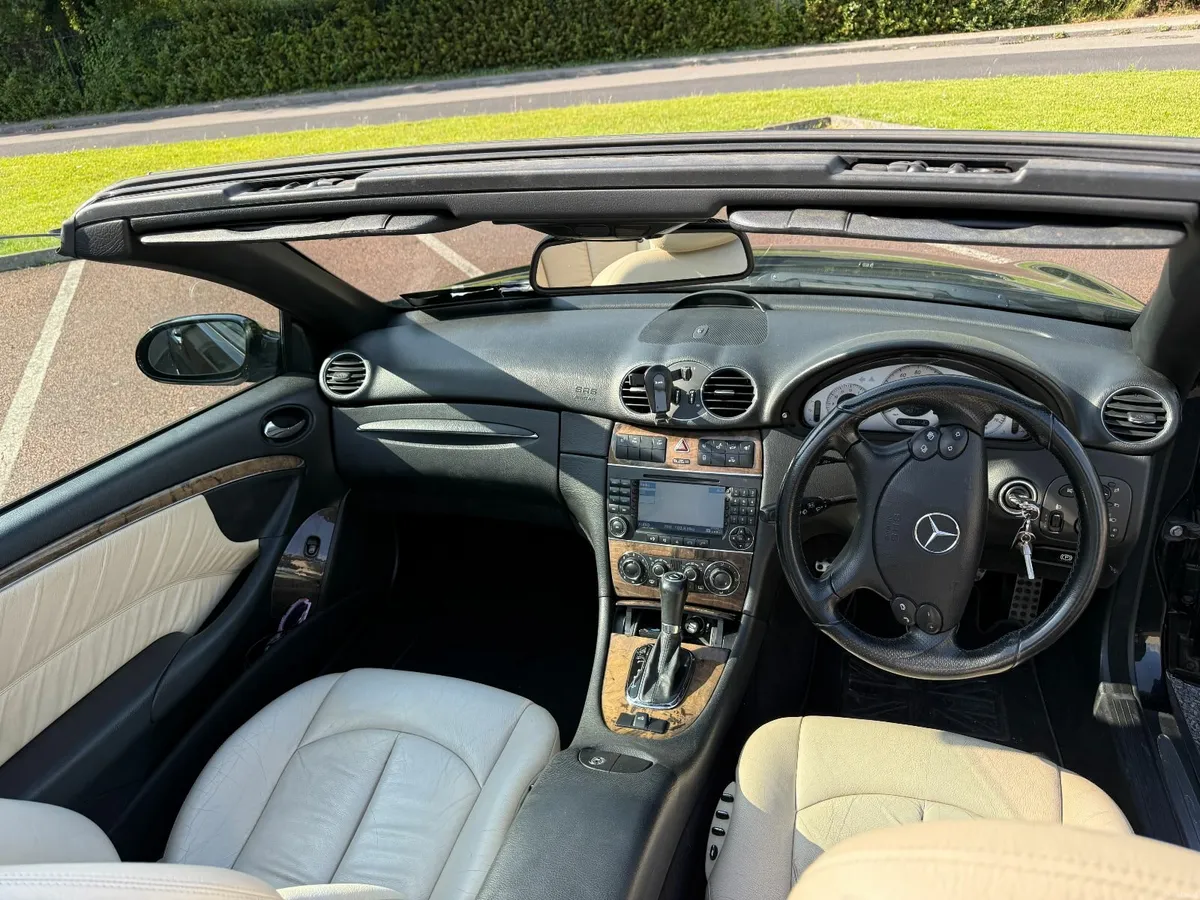 Mercedes-Benz CLK 2008 - Image 4
