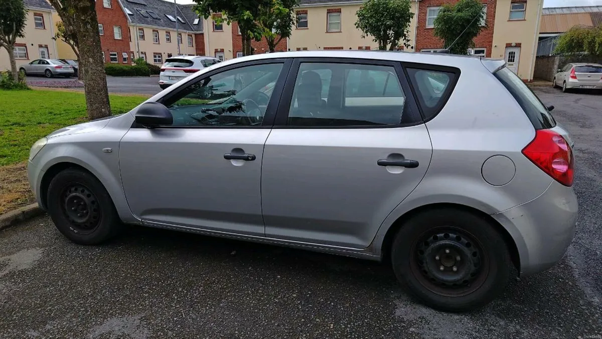 Kia Ceed 2007 - Image 2
