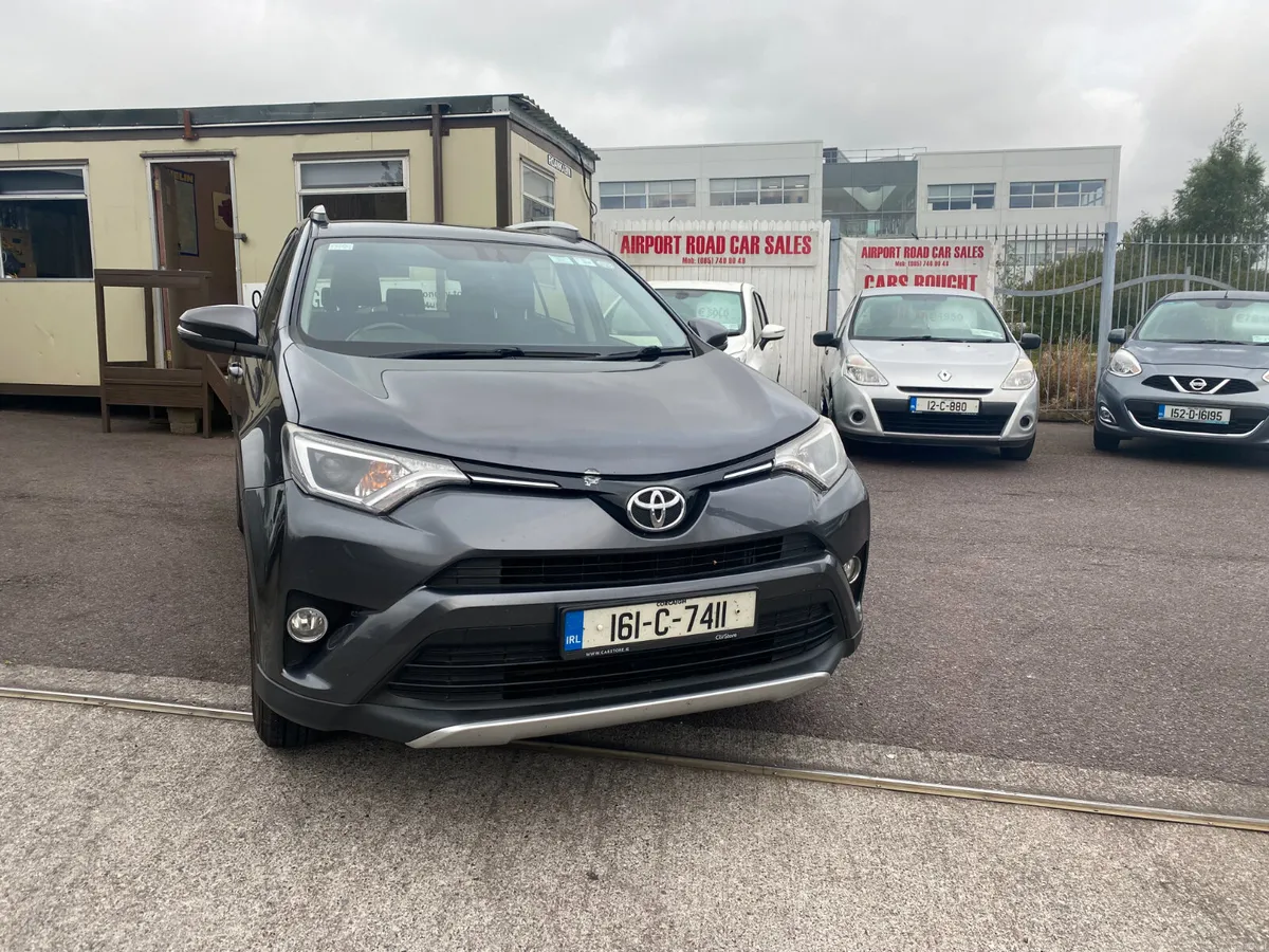 Toyota RAV4 2016 - Image 2