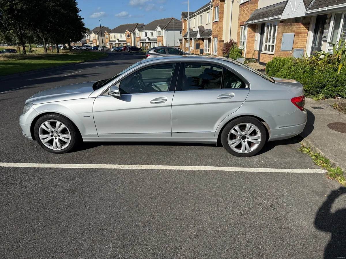 NCT NOV 2026- Mercedes C200 CDI Automatic - Image 2