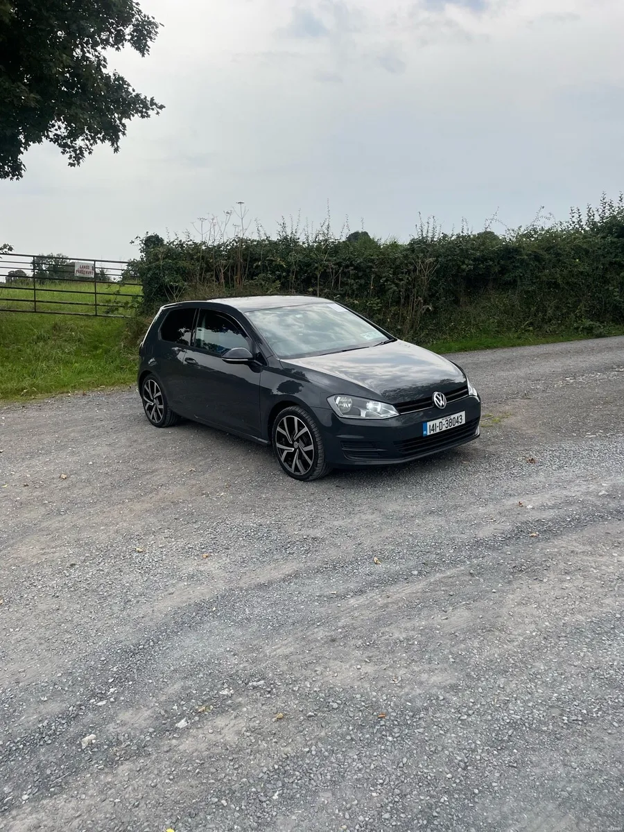 Volkswagen Golf 2014 - Image 1