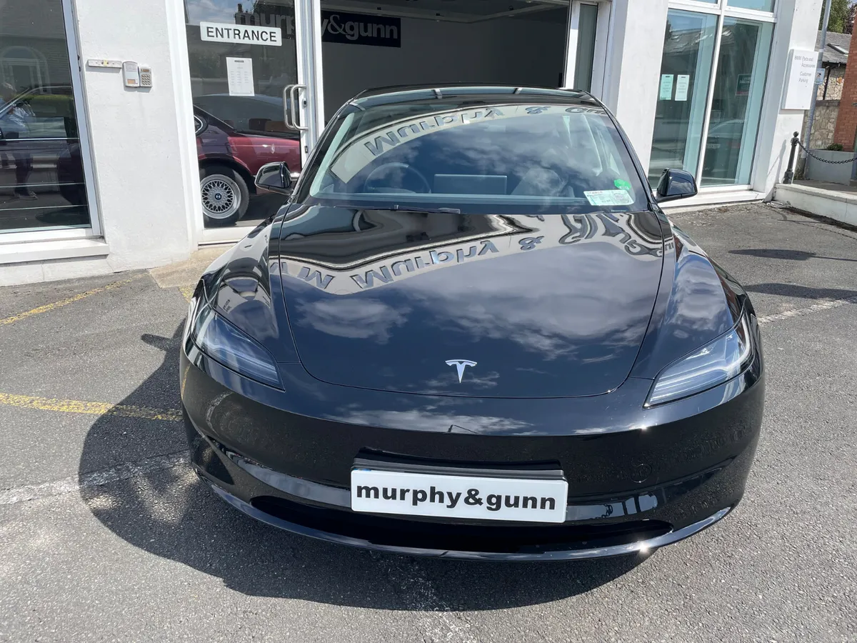 Tesla Model 3 2024 - Image 4