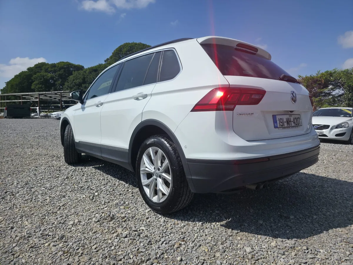 Volkswagen Tiguan 2019 - Image 3