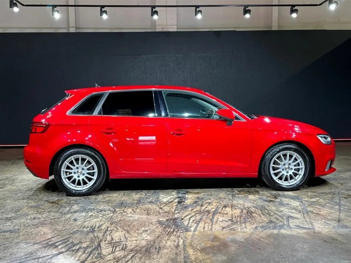 Audi A3 1.4 TFSI AUTO - ALLOY WHEELS - REVERSE CAM - Image 3