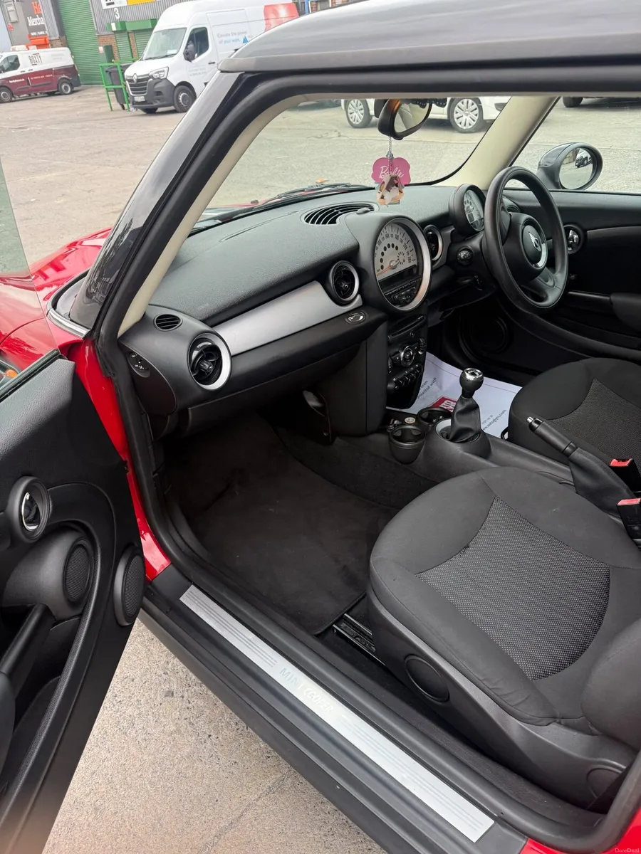 Mini Cooper 2012 - Image 3