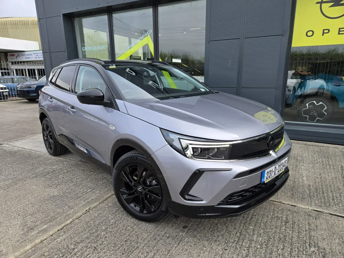 Opel Grandland X SRI 1.2 Petrol - Image 1