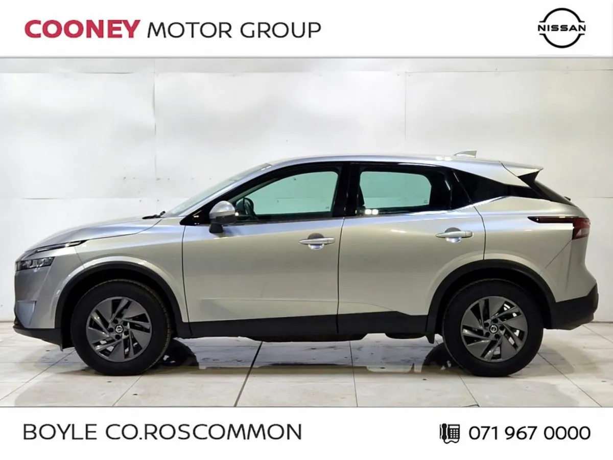 Nissan Qashqai 1.3 PET MILD HYBRID SV - Image 5