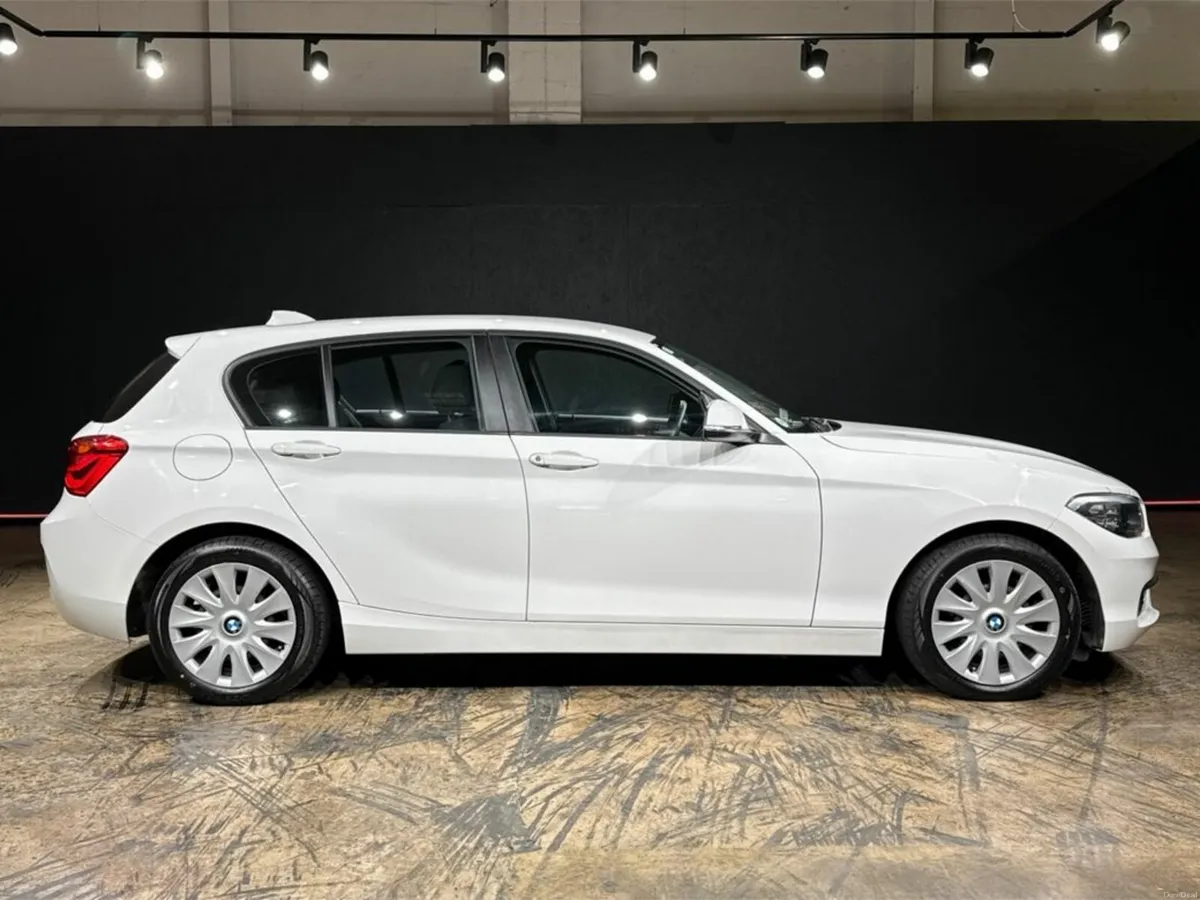 BMW 1-Series 1.5 AUTOMATIC 118 - LOW MILEAGE - MUL - Image 3