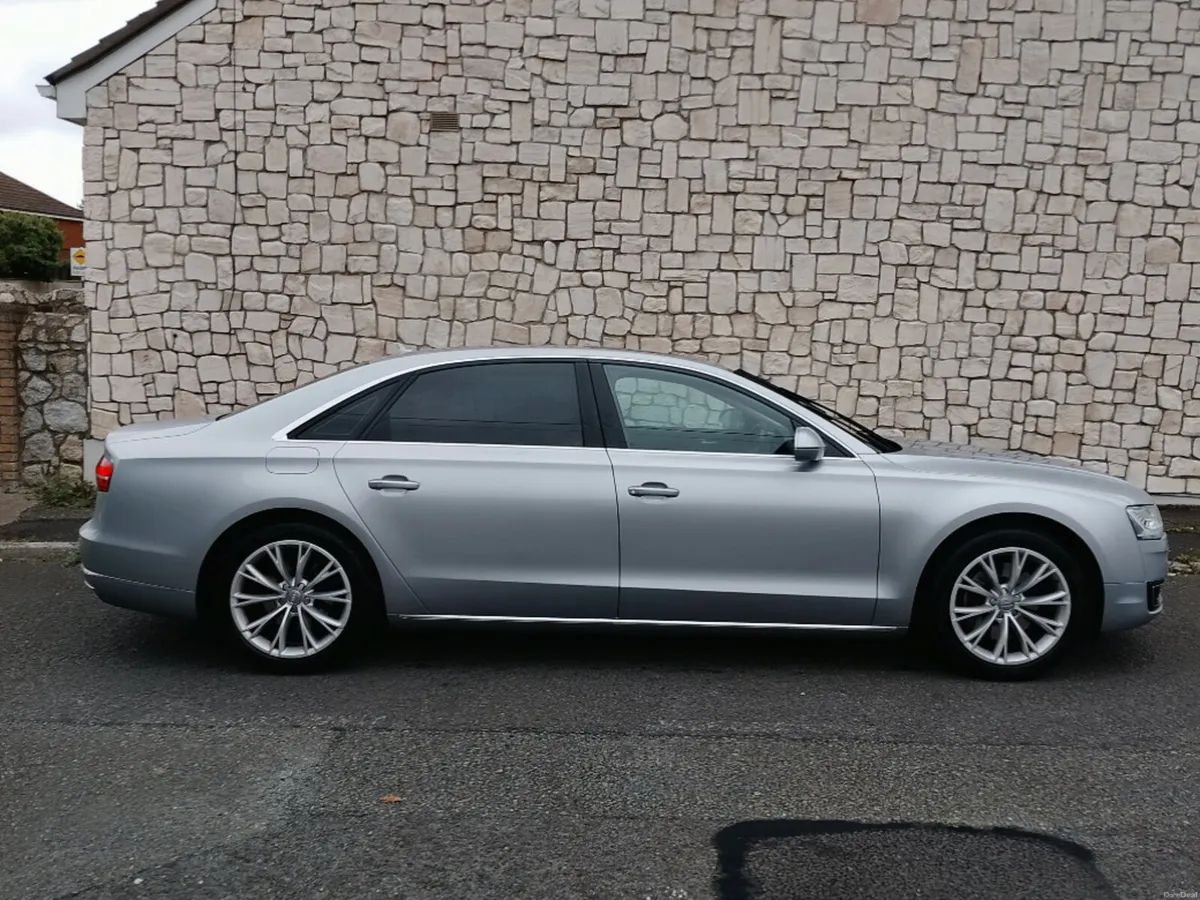 Audi A8 LWB 3.0 TDI 262BHP Quatt TIP SE EX 4D - Image 2