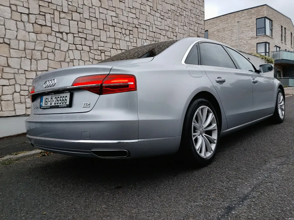 Audi A8 LWB 3.0 TDI 262BHP Quatt TIP SE EX 4D - Image 3