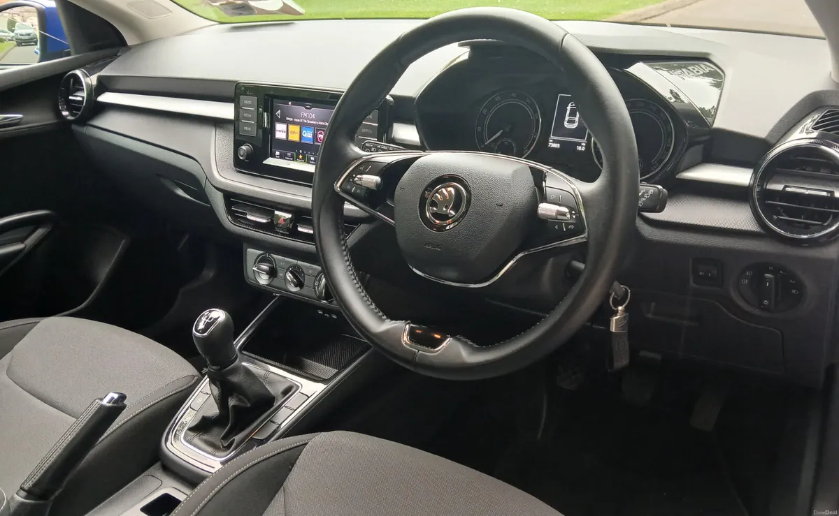 Skoda Fabia 2023 *1.0 TSi 95bhp* AMBITION 5dr - Image 3