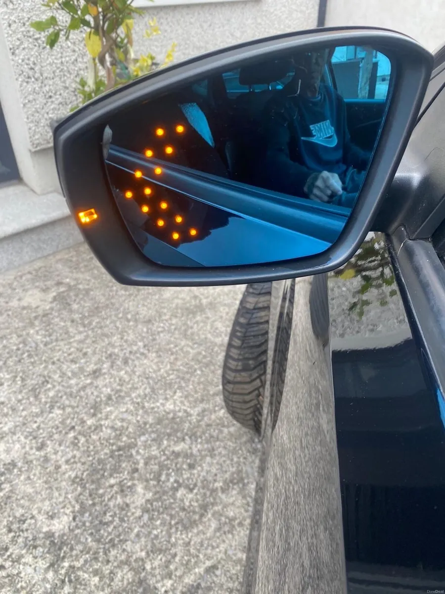 Volkswagen Polo 1.2 petrol automatic - Image 2