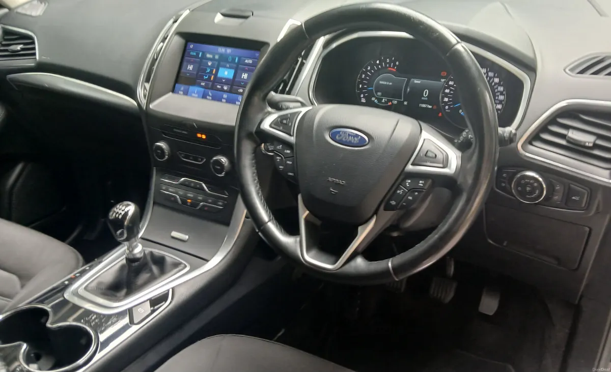 Ford Galaxy 2020 2.0 TDCi TITANIUM 7 SEATS - Image 3