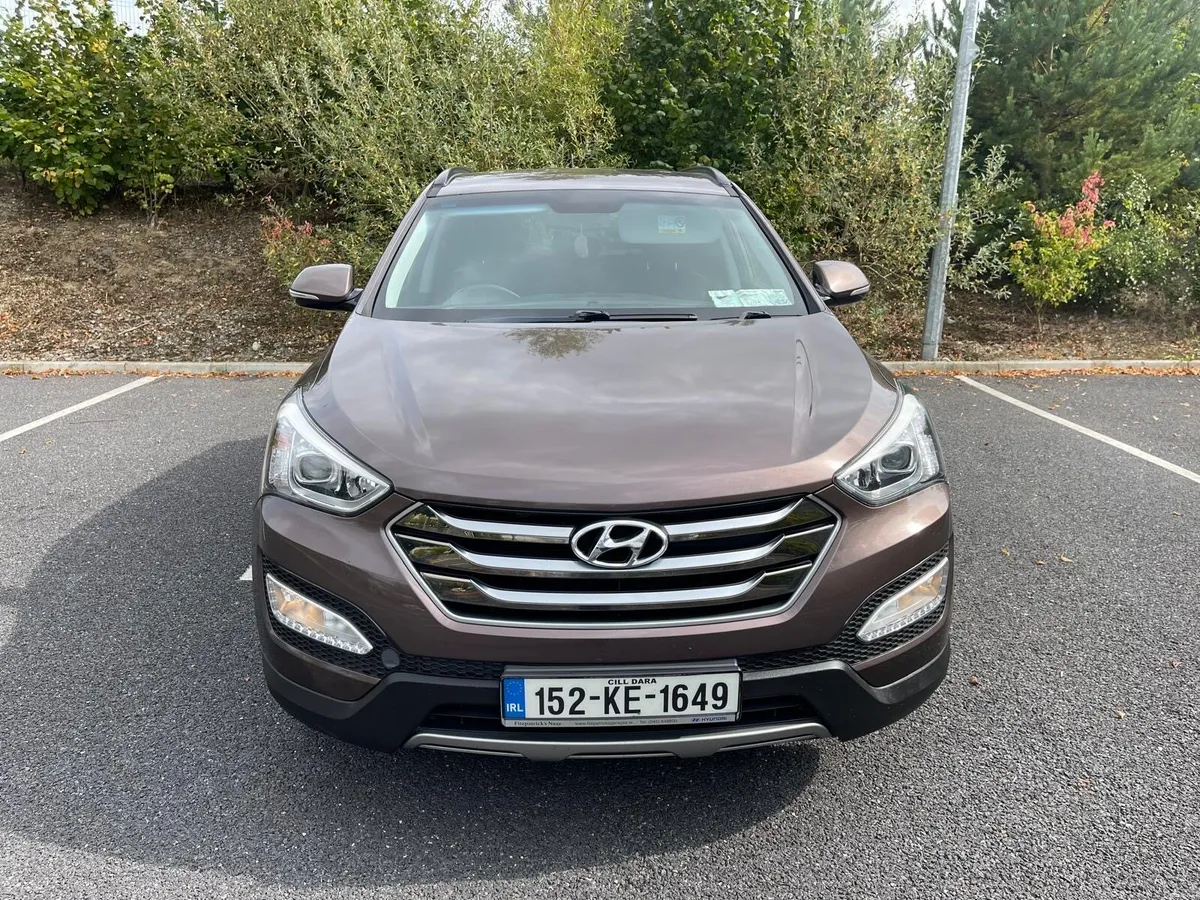 2015 Hyundai Santa Fe AWD 4x4 7 Seats - Image 3