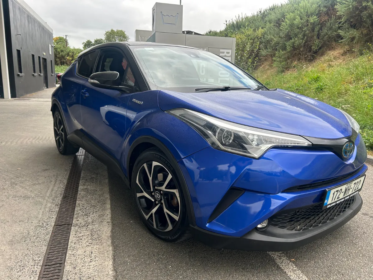 Toyota C-HR 2017 Hybrid Auto 1.8 Taxed - Image 2