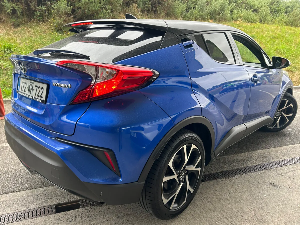 Toyota C-HR 2017 Hybrid Auto 1.8 Taxed - Image 4