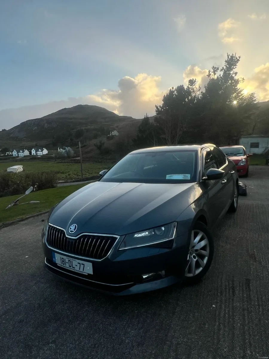 Skoda Superb 2018 - Image 3