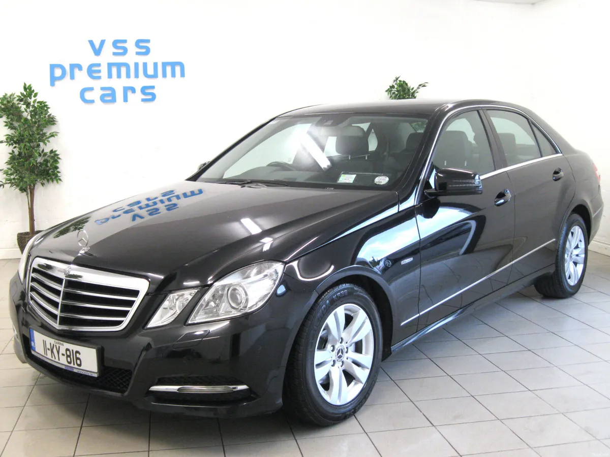 NEW T/CHAIN! NEW TYRES! TOP SPEC! LIKE A NEW CAR!! - Image 3