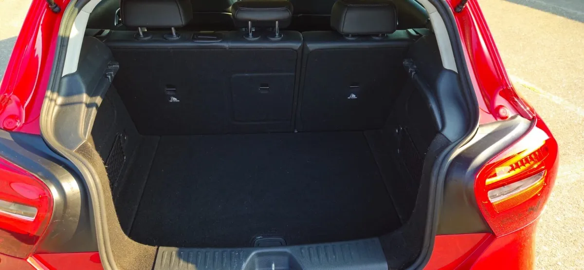 Mercedes-Benz A-Class 2016 - Image 4