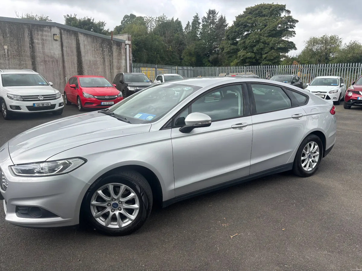 Ford Mondeo 2015,5 DOOR STYLE 1.6 D 115PS 4DR - Image 4