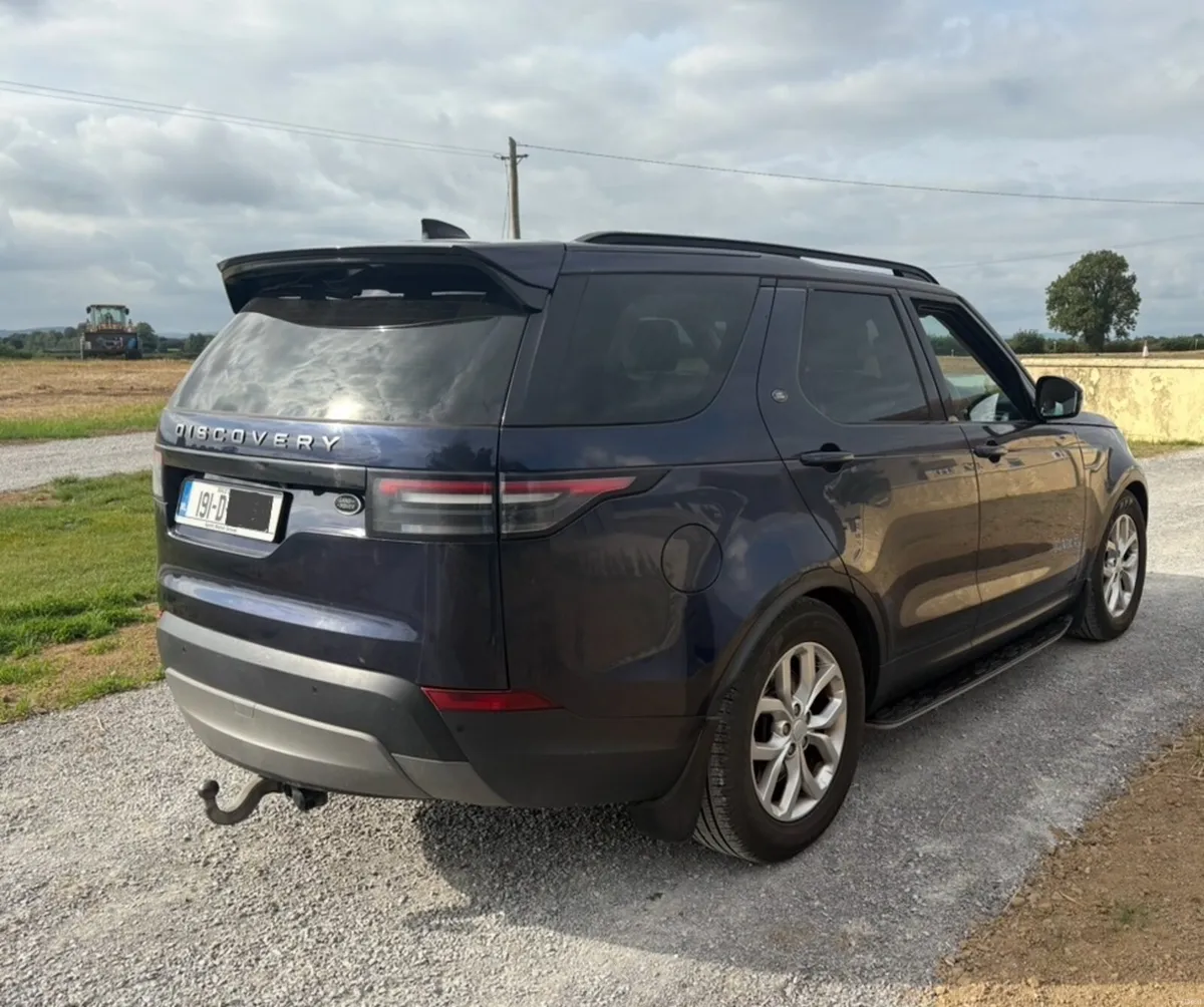 Land Rover Discovery - Image 2