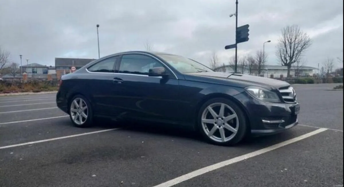 Mercedes-benz C-class C220 AMG - Image 6