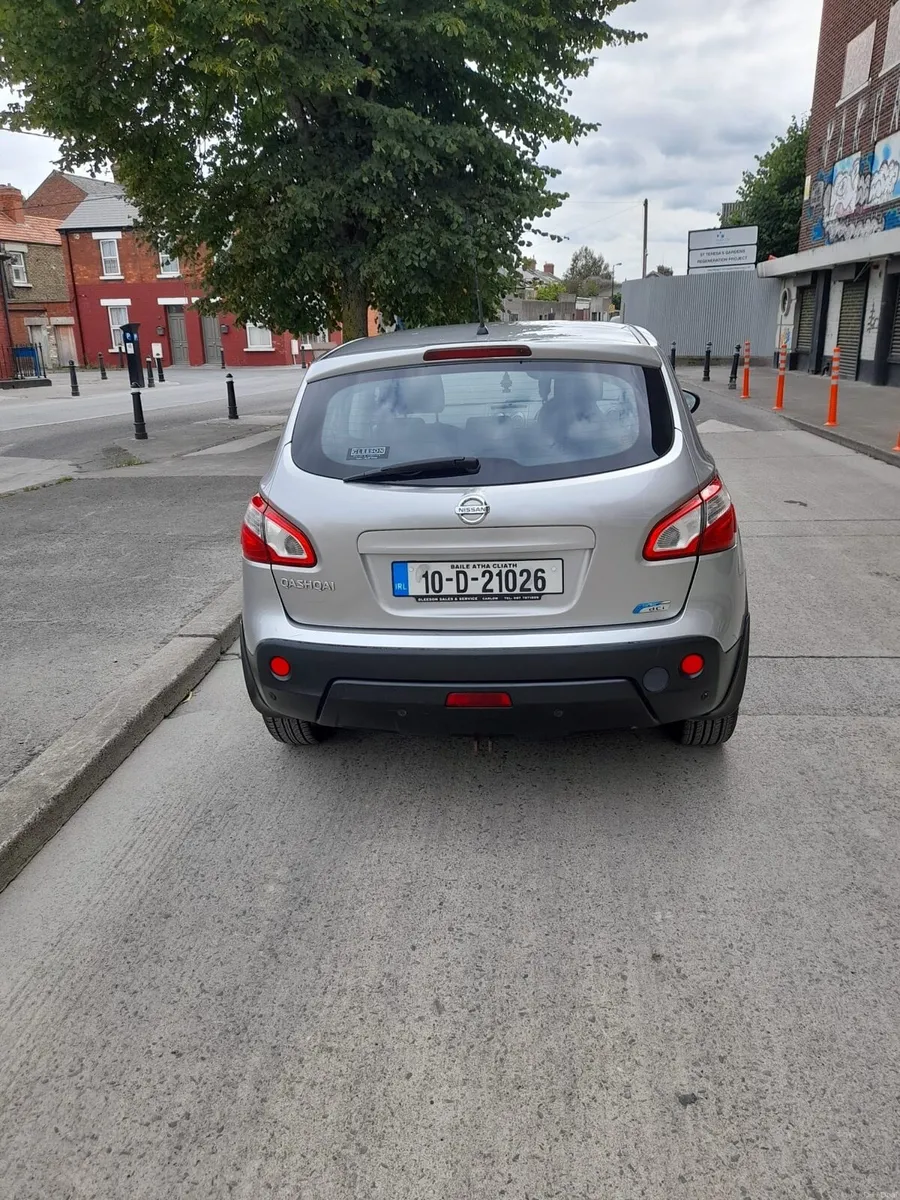 Nissan Qashqai 2010 (Silver) - Image 4