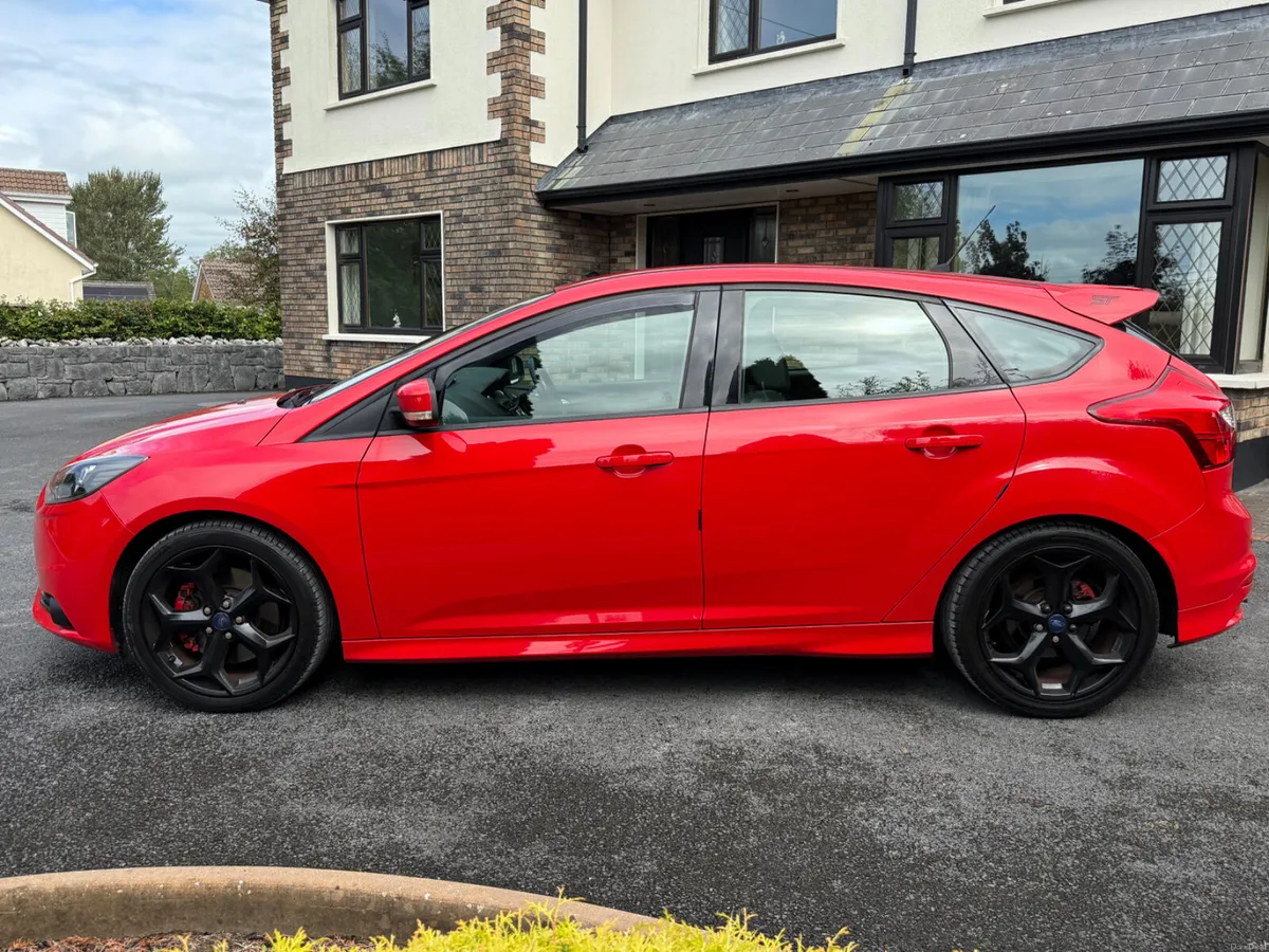 Immaculate 131 Ford Focus ST! - Image 4