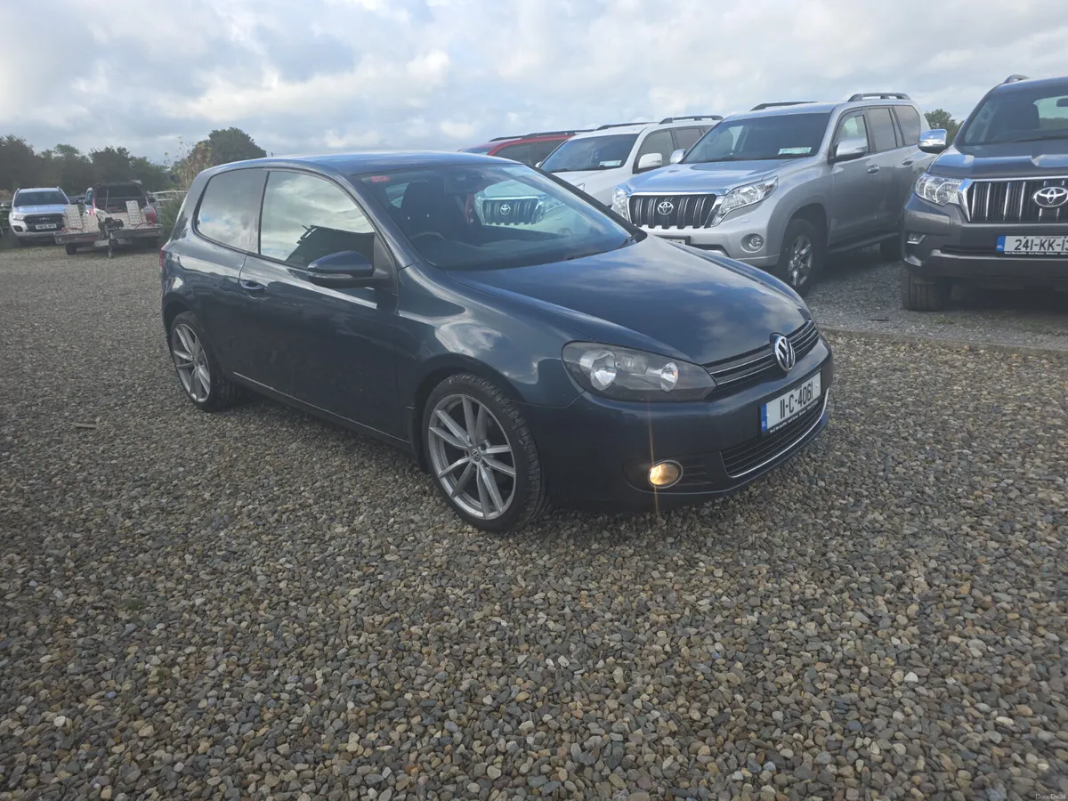 Volkswagen Golf 1.6 TDi Highline - Image 2