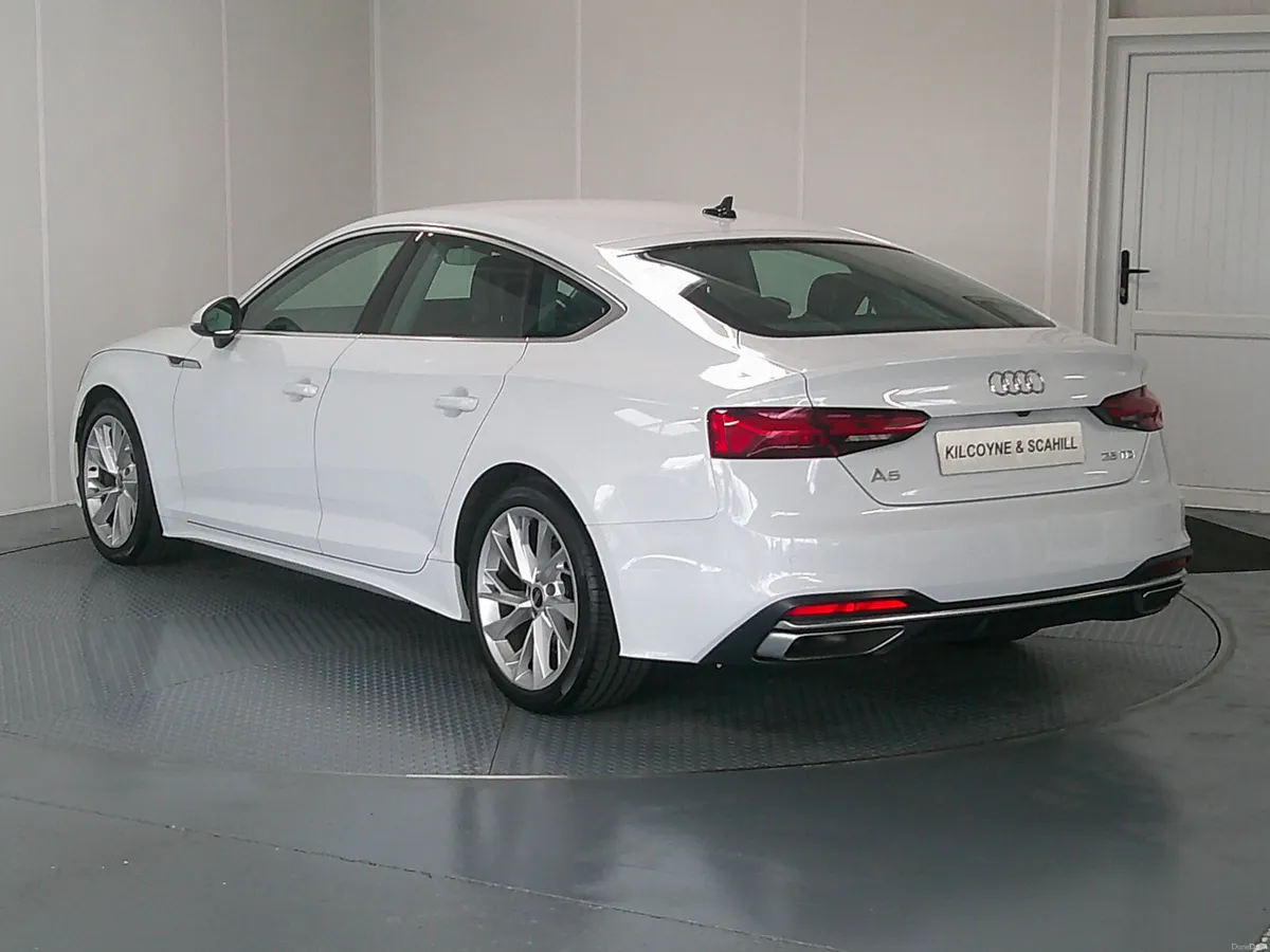 Audi A5 2021 - Image 5