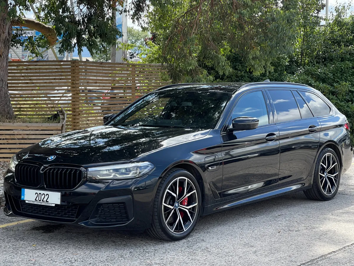 2022 BMW 5-SERIES.. AUTO.. HUGE SPEC.. - Image 2