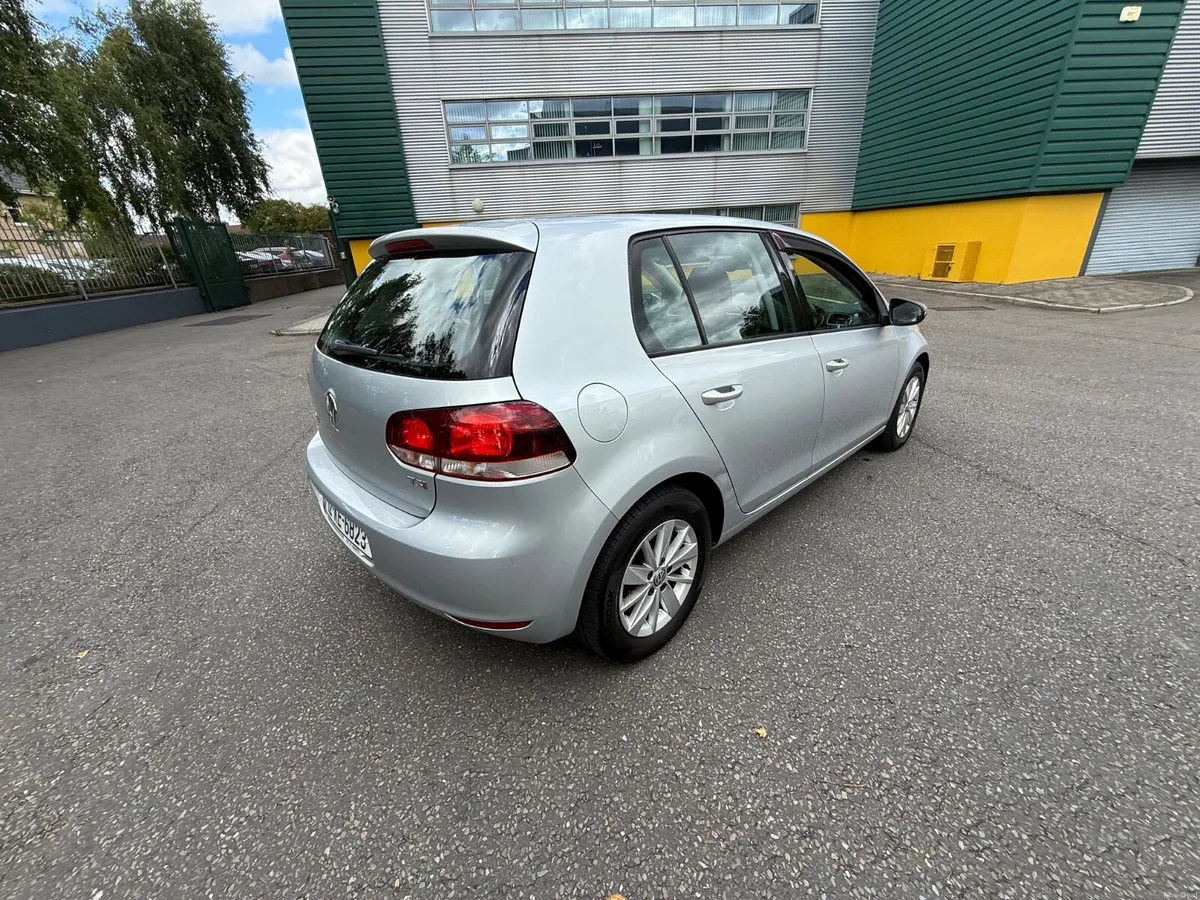 Volkswagen Golf 1.4 TSI DSG Highline - Image 4