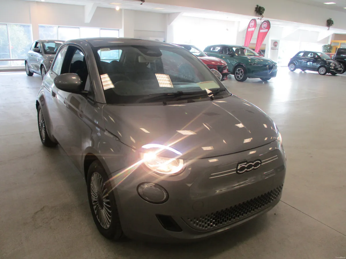 Fiat 500e  ICON 2025 - Image 2