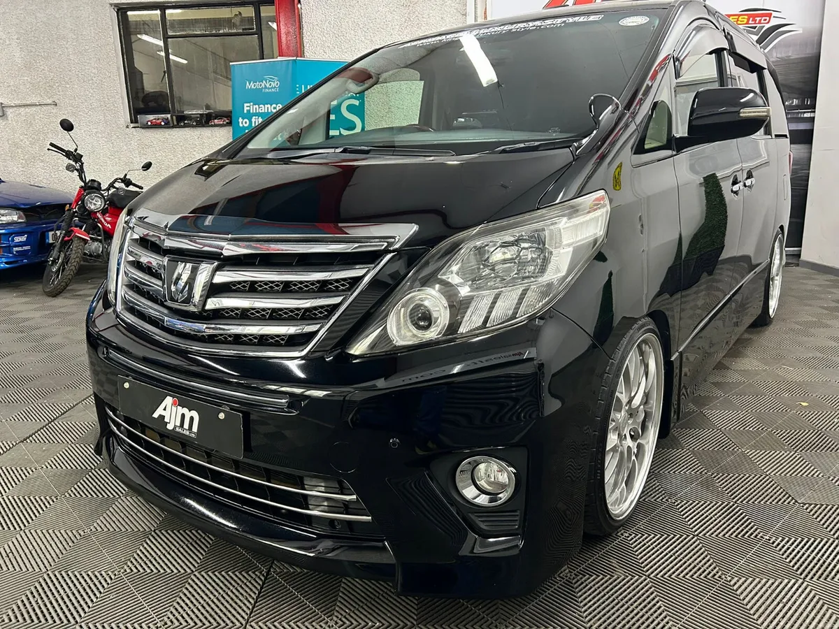 TOYOTA ALPHARD 240S 7 SEATER 2012 - Image 4