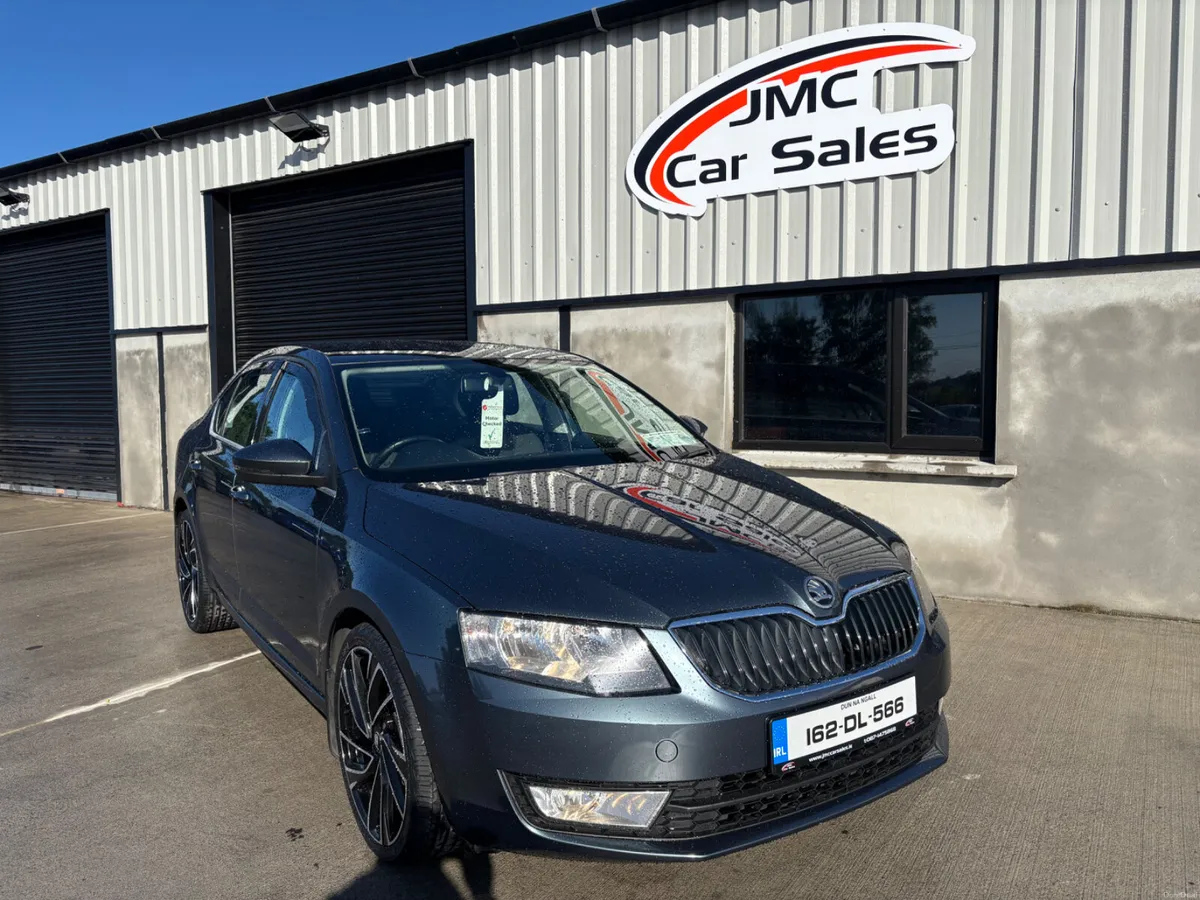 STUNNING 2016 SKODA OCTAVIA 1.6L - Image 1