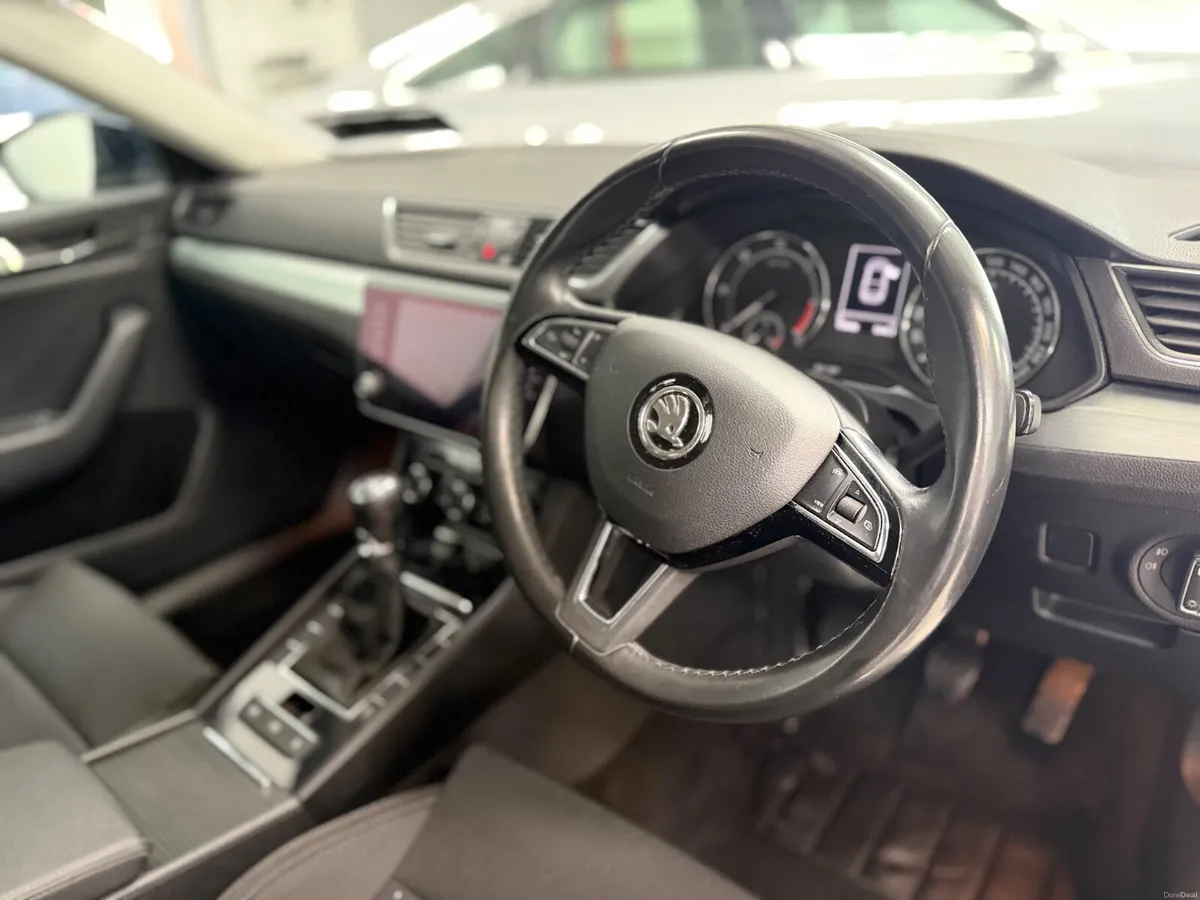 Skoda Superb 2019. 2.0TDI.  AMBITION - Image 3