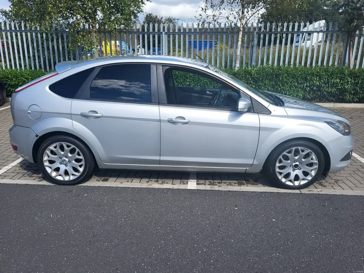 Ford Focus 2009 Diesel - Image 2