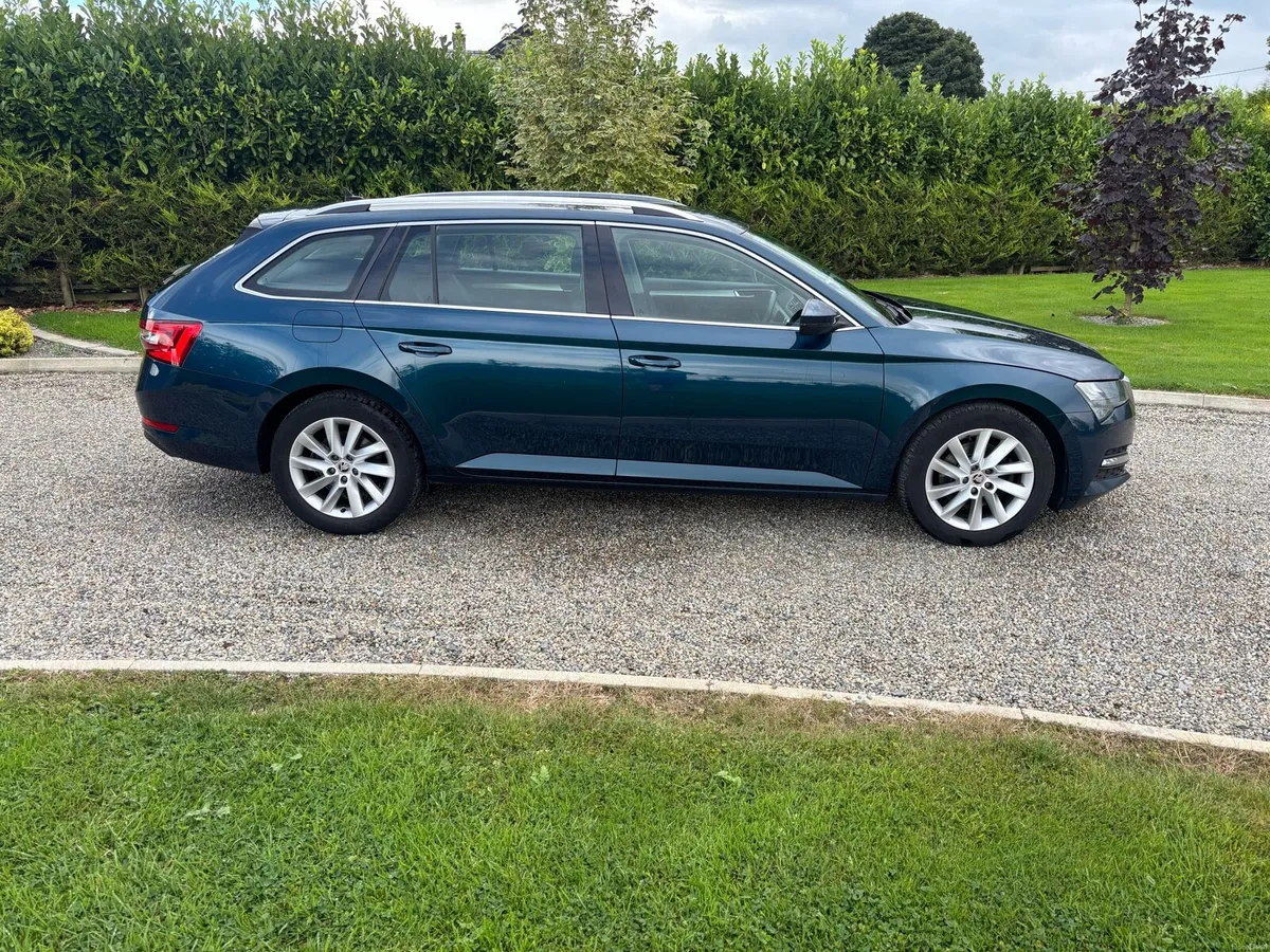 2022 SKODA SUPERB AMBITION 2LT 150BHP DSG - Image 2