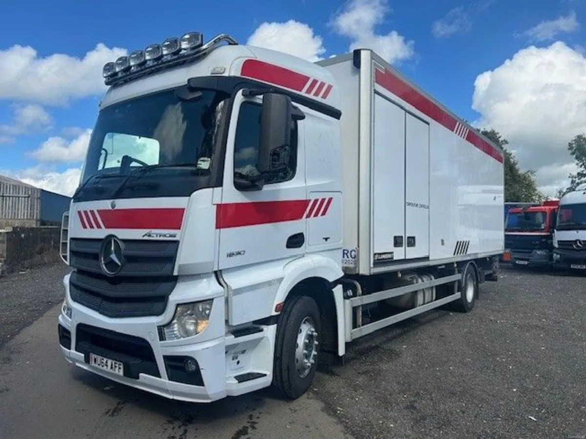 2014 Mercedes 1830 High roof sleeper Fridge box - Image 1