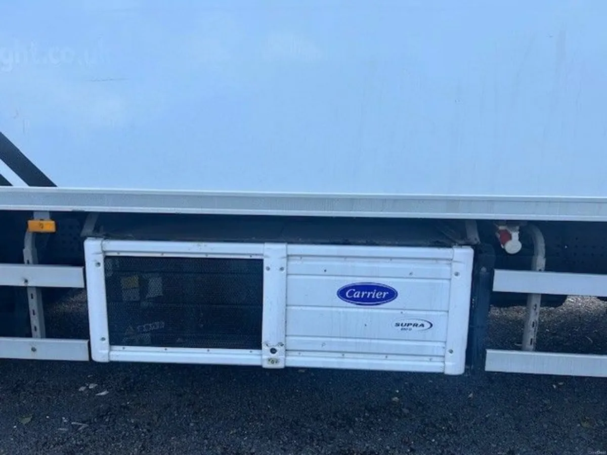 2014 Mercedes 1830 High roof sleeper Fridge box - Image 3