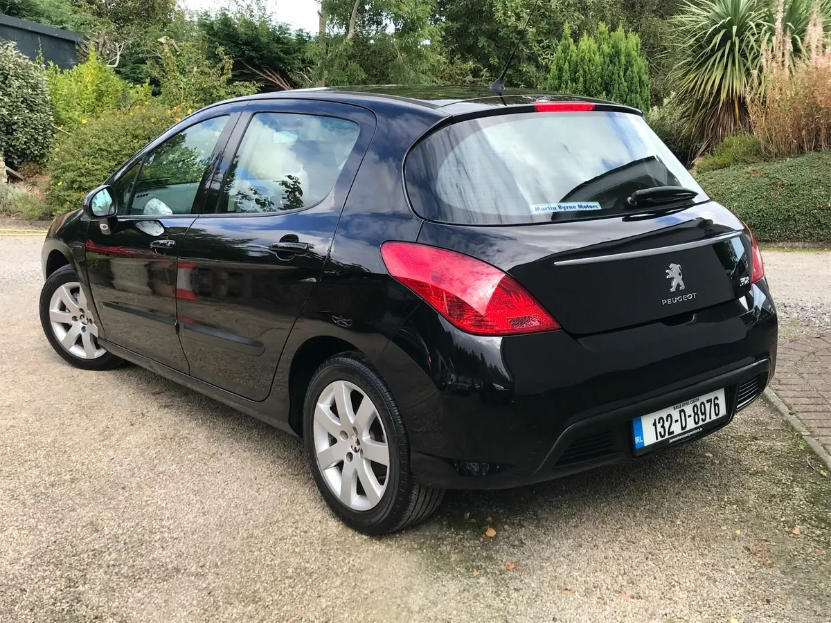 Peugeot 308 2013 - Image 2