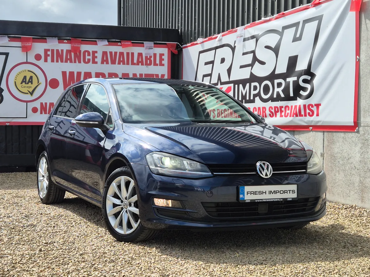 VOLKSWAGEN GOLF auto(low km) - Image 3