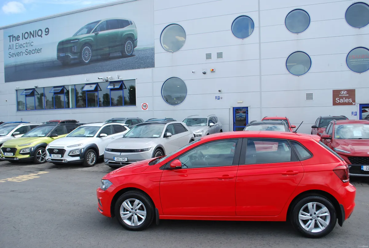 Volkswagen Polo 2020 - Image 2