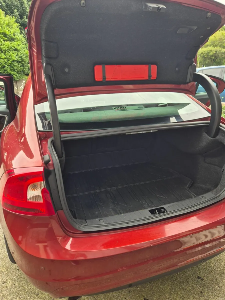 Volvo S60 2016 - Image 4